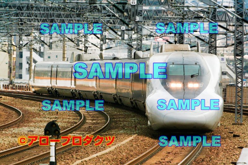 kyu0009【ダウンロード画像　JR西日本700系】
