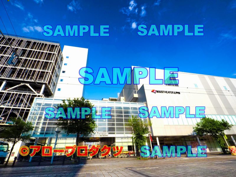 sce0005【ダウンロード画像　昼のユウタウン総曲輪】