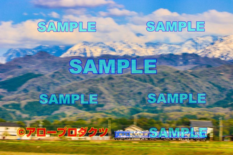 toy0087【ダウンロード画像　地鉄電車　立山背景流し撮り】