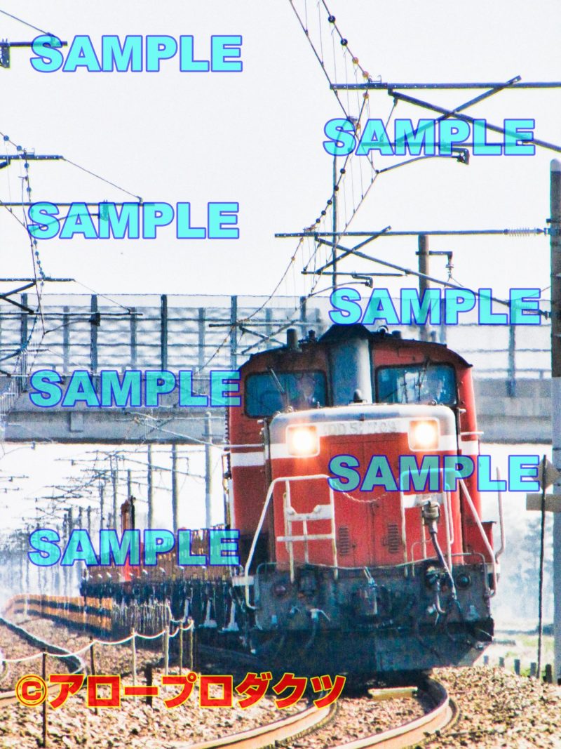 hrk0009【ダウンロード画像　北陸線　DD51機関車けん引の貨物列車】