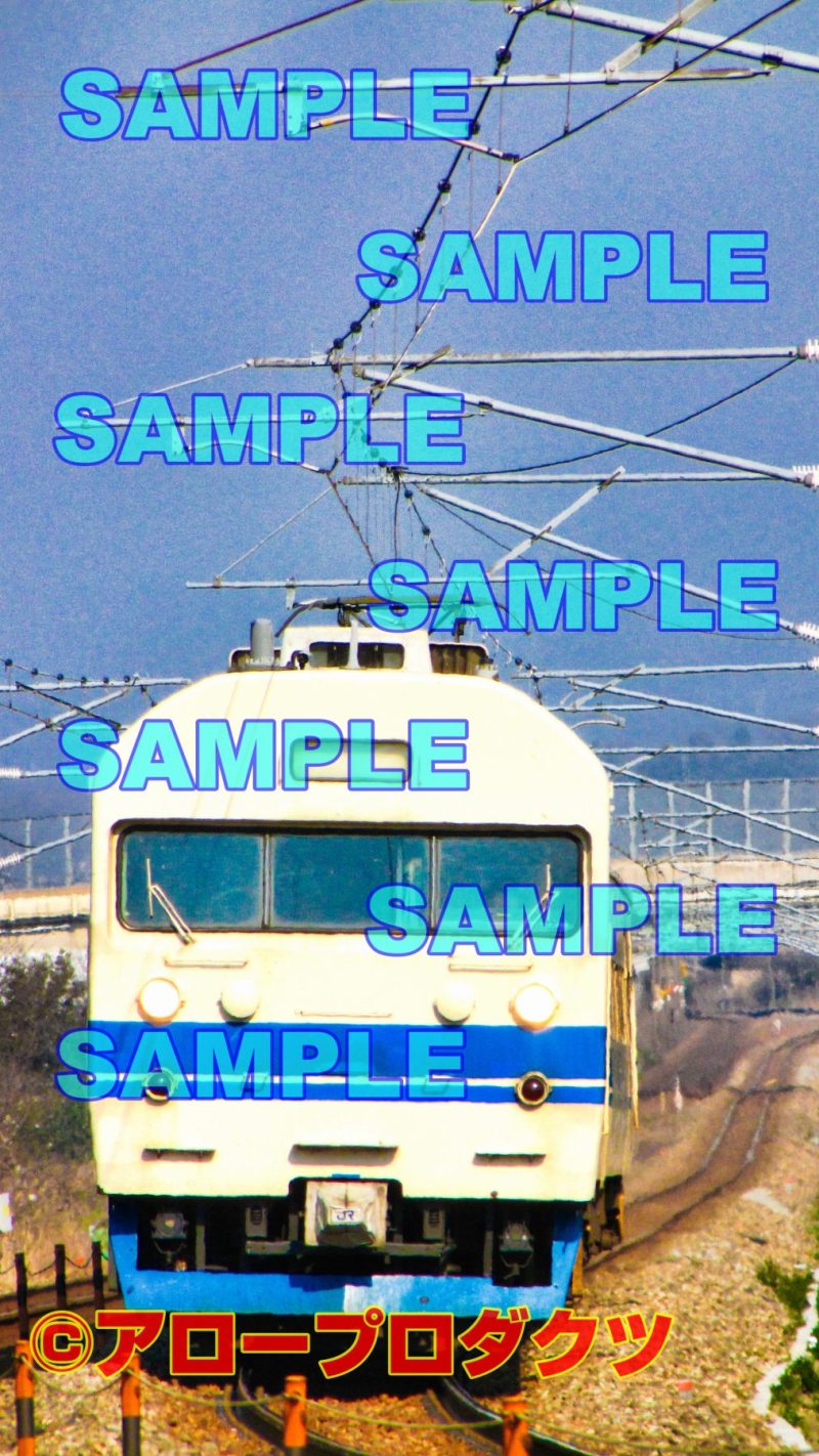hrk0010【ダウンロード画像　北陸線419系普通列車を正面から望遠で撮影】