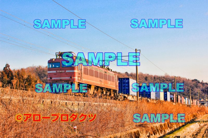 hrk0018【ダウンロード画像　冬の北陸線　EF81けん引貨物列車】