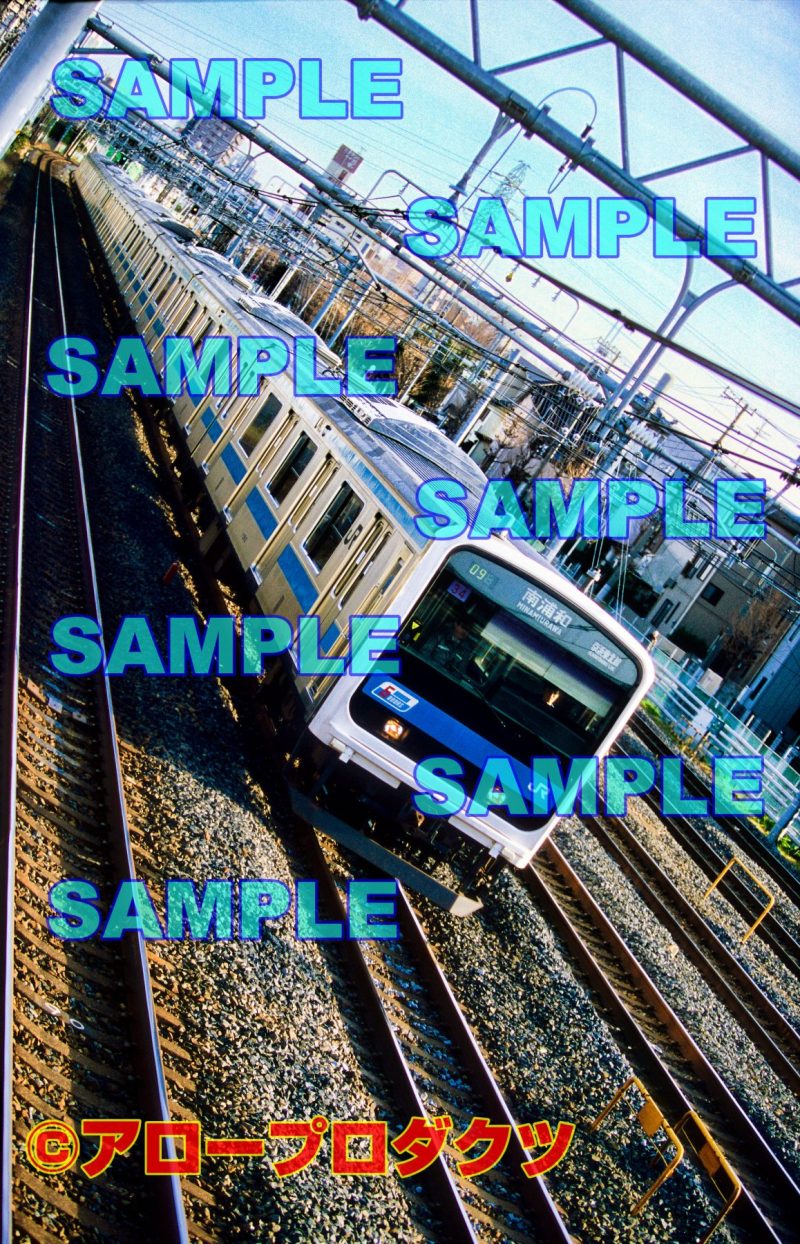 kan0003【ダウンロード画像　京浜東北線209系　編成写真縦位置】