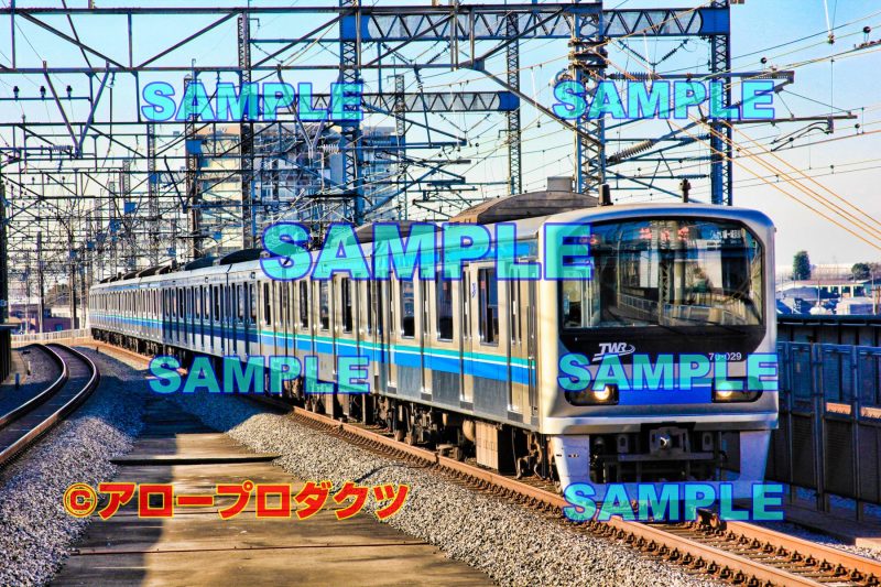 kan0029【ダウンロード画像 りんかい線70-000形電車 埼京線を走る編成写真】