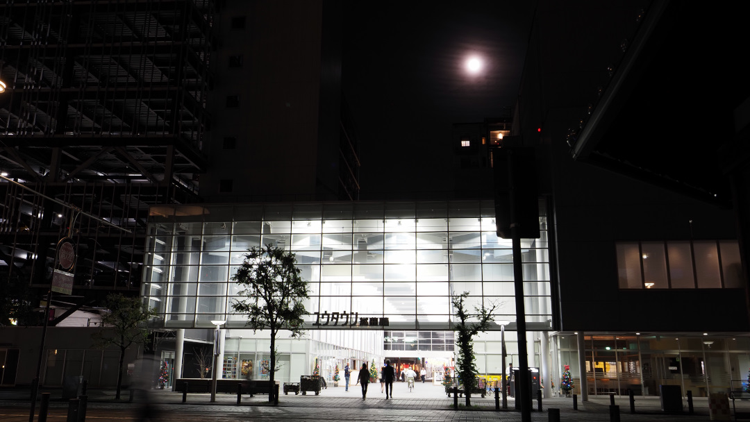 総曲輪4丁目　カフェ付近