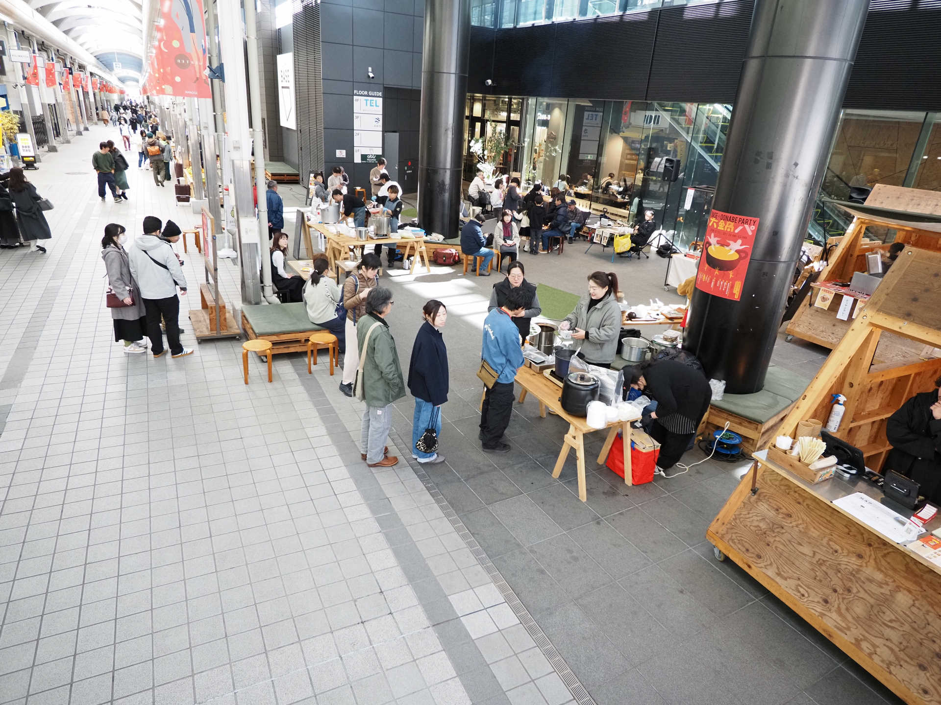 OM-5にパナソニックの7-14mmを装着してイベントの撮影